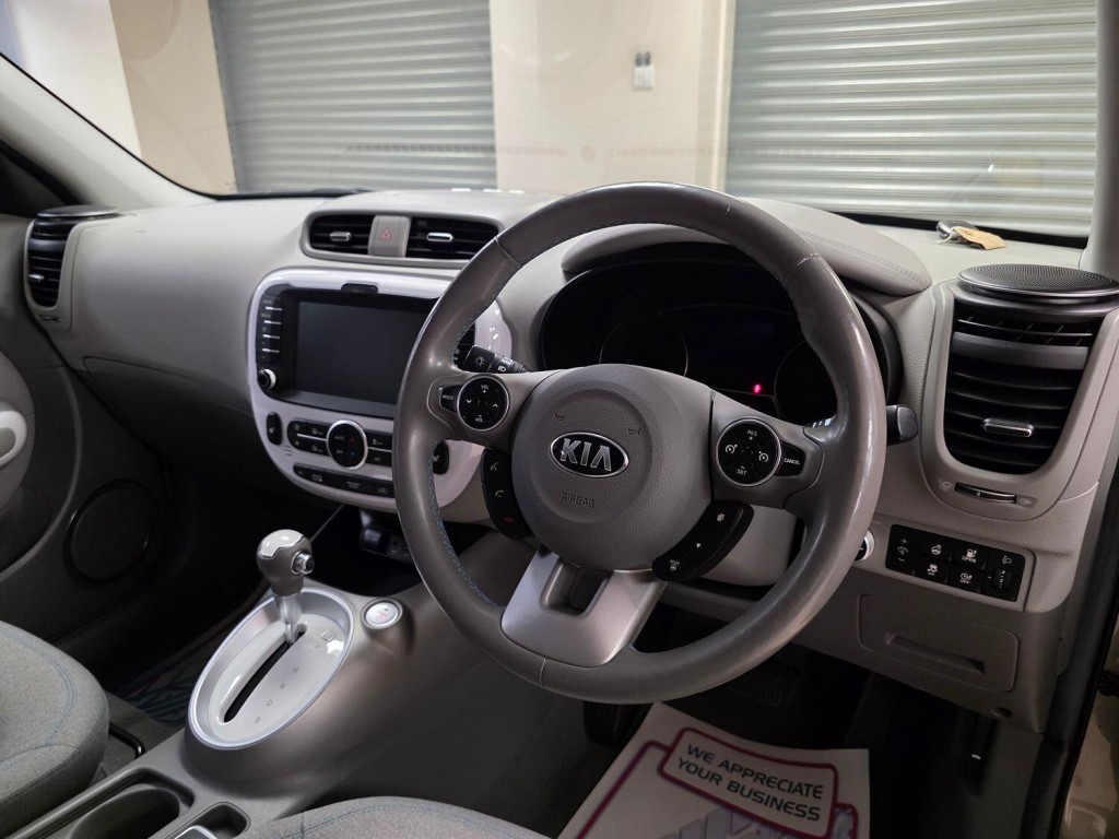 KIA SOUL