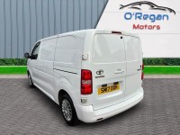TOYOTA PROACE