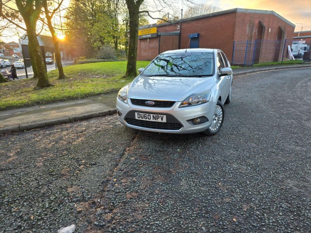 FORD FOCUS 1.6 Titanium