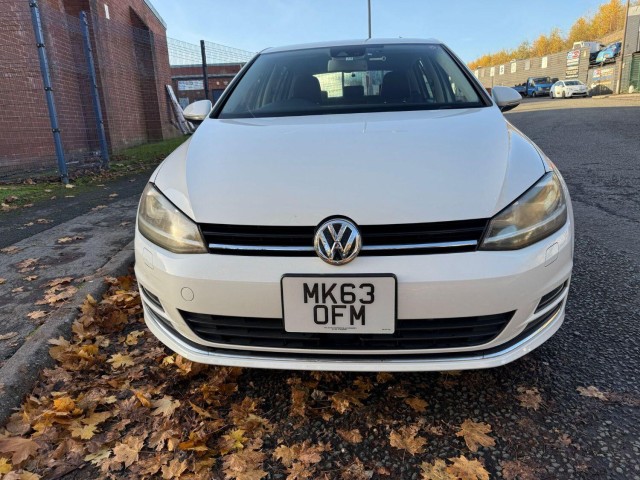 VOLKSWAGEN GOLF 1.9 TDI BlueMotion