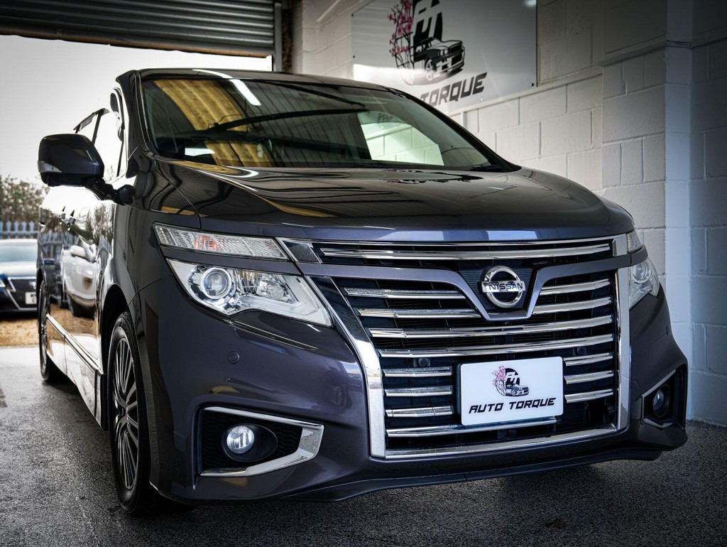 NISSAN ELGRAND