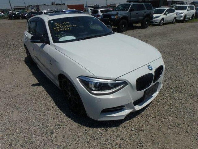 BMW 1 SERIES
