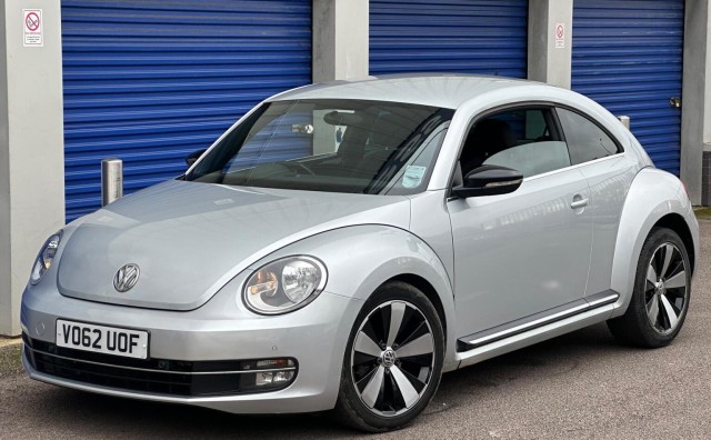 VOLKSWAGEN BEETLE 2.0 TDI Sport DSG Euro 5 3dr