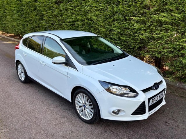 FORD FOCUS 1.6 Zetec Euro 5 5dr