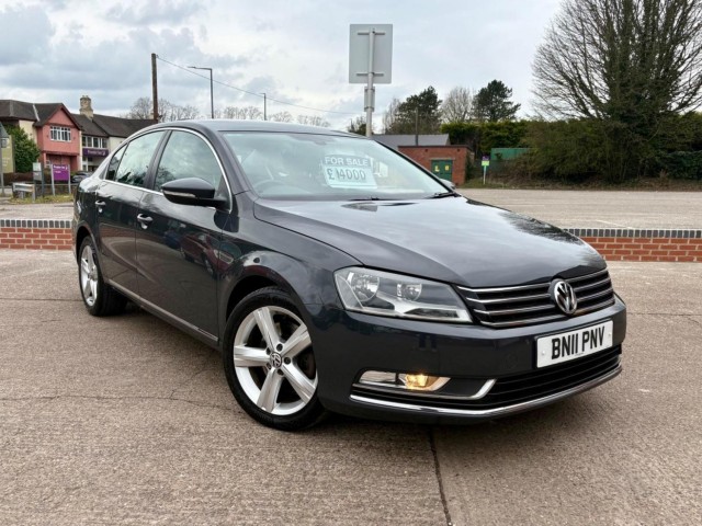 VOLKSWAGEN PASSAT 2.0 TDI BlueMotion Tech SE Euro 5 (s/s) 4dr