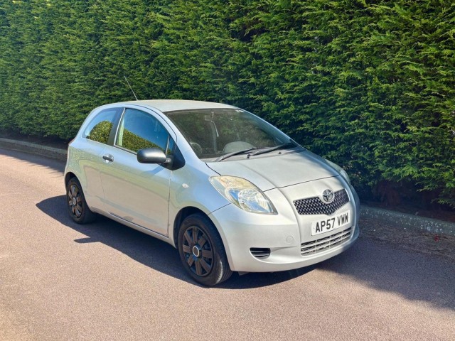 TOYOTA YARIS 1.0 VVT-i T2 3dr