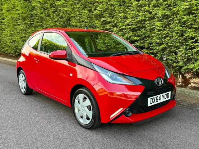 TOYOTA AYGO 1.0 VVT-i x-play Euro 5 3dr Euro 5