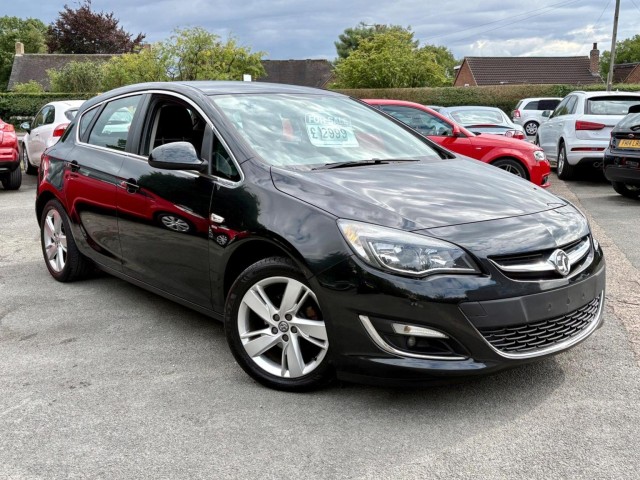 VAUXHALL ASTRA 1.4 16v SRi Euro 5 5dr