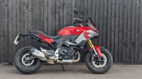 BMW F900XR