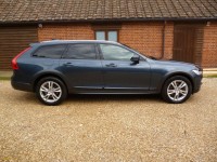 VOLVO V90 CROSS COUNTRY