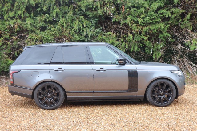 LAND ROVER RANGE ROVER