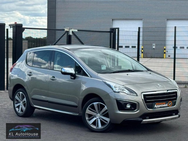 PEUGEOT 3008