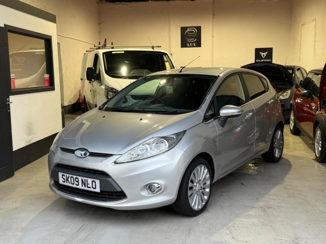 FORD FIESTA 1.4 Titanium 5dr