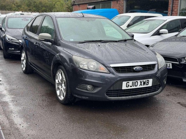 FORD FOCUS 1.8 Zetec 5dr