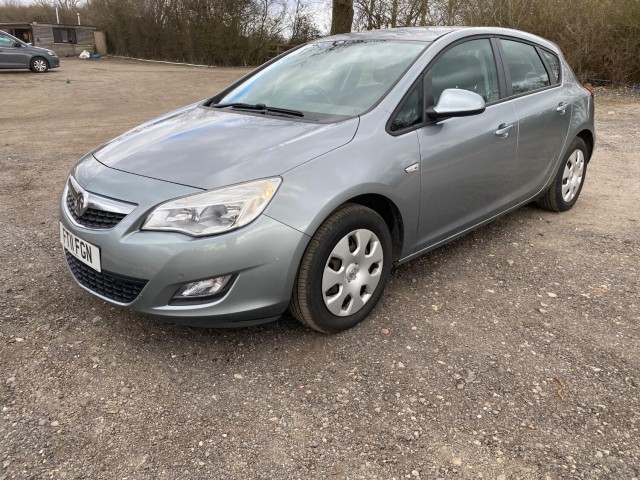 VAUXHALL ASTRA 1.6 16v Exclusiv