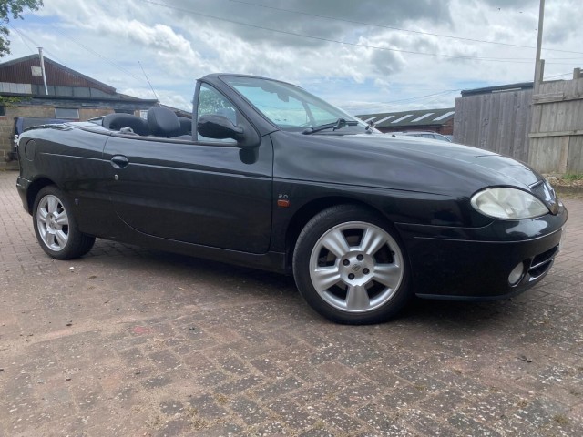 RENAULT MEGANE 1.6 16v Privilege