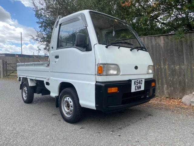 SUBARU SAMBAR Super Deluxe