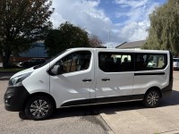 VAUXHALL VIVARO