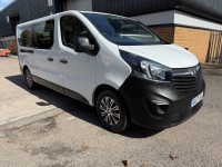 VAUXHALL VIVARO
