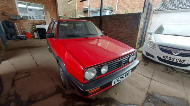 VOLKSWAGEN GOLF 1.8 GTI