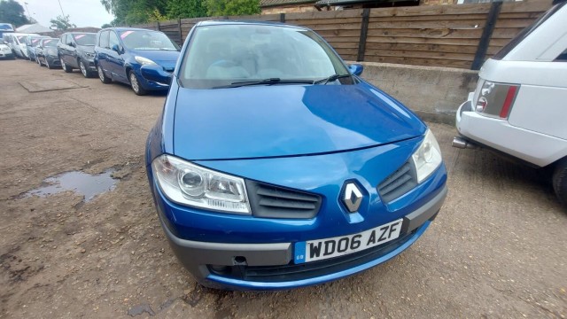 RENAULT MEGANE 1.6 VVT Dynamique