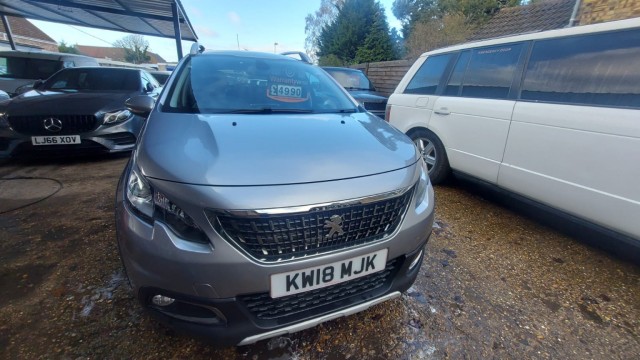PEUGEOT 2008 1.2 PureTech Allure