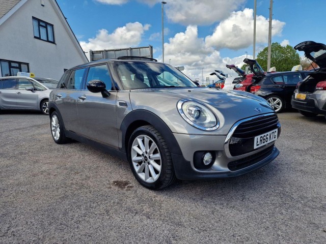 MINI CLUBMAN