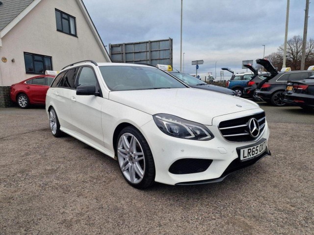 MERCEDES-BENZ E CLASS