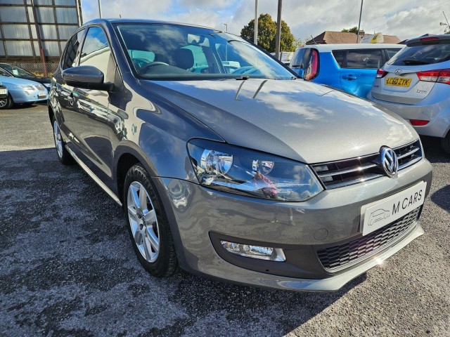 VOLKSWAGEN POLO