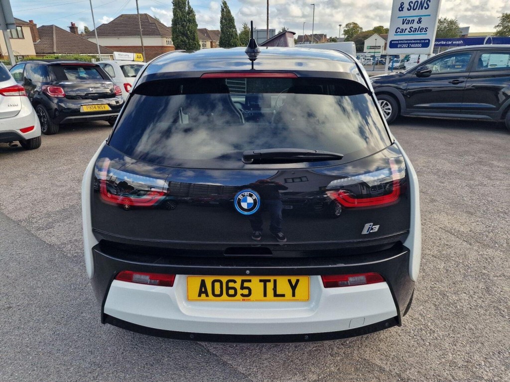 BMW I3