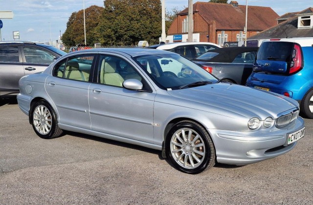 JAGUAR X-TYPE