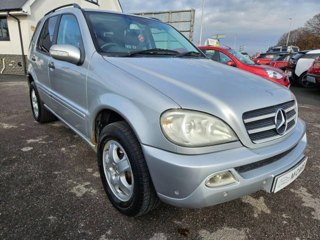 MERCEDES-BENZ M CLASS