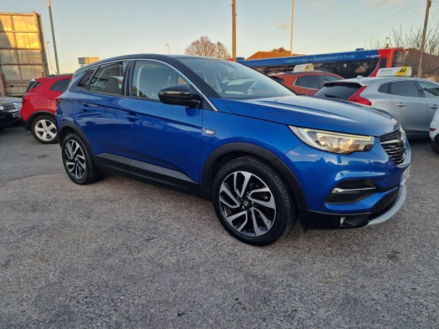VAUXHALL GRANDLAND X