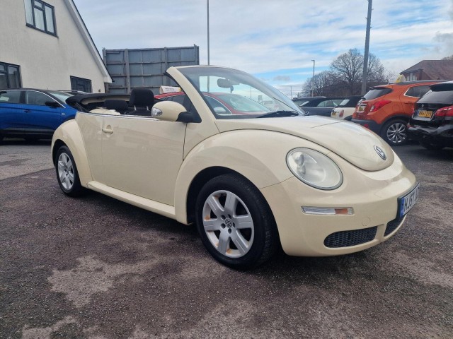 VOLKSWAGEN BEETLE