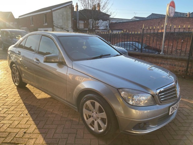 MERCEDES-BENZ C CLASS 2.1 C220 CDI SE Auto Euro 4 4dr