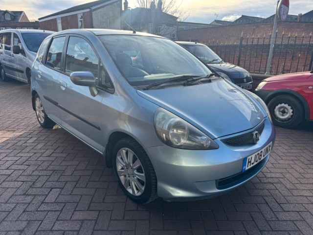 HONDA JAZZ 1.4 i-DSI SE CVT-7 5dr