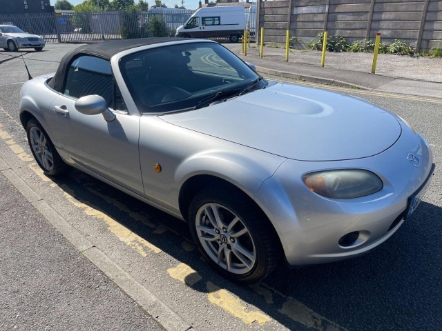 MAZDA MX-5 2.0i Euro 4 2dr