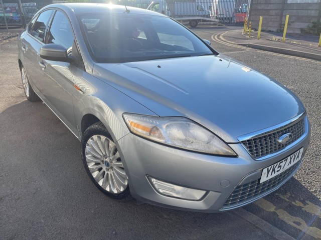 FORD MONDEO 2.0 TDCi Titanium 5dr