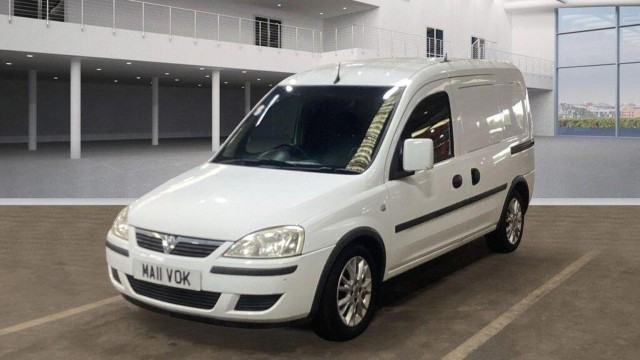 VAUXHALL COMBO 1.3 CDTi 1700 16v SE 3dr