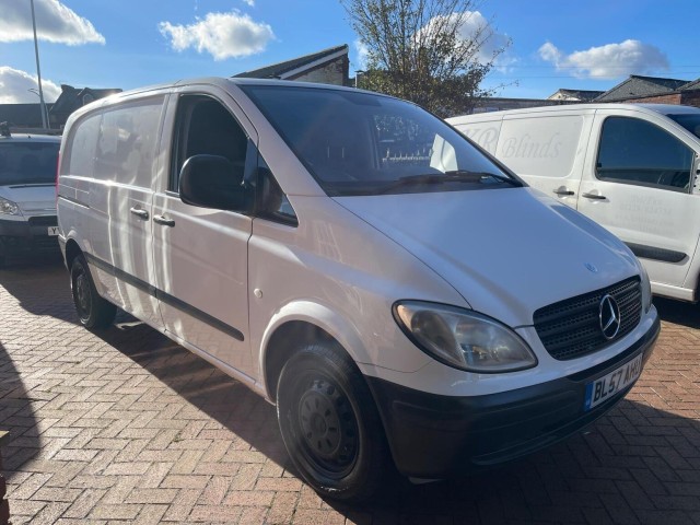 MERCEDES-BENZ VITO 2.1 109CDI Compact Panel Van SWB 5dr