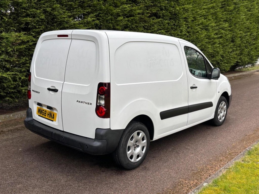 PEUGEOT PARTNER