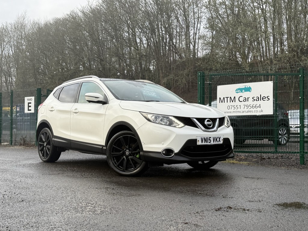 NISSAN QASHQAI 1.5 dCi Tekna