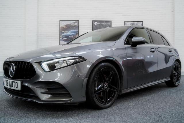 MERCEDES-BENZ A CLASS 1.5 A180d AMG Line