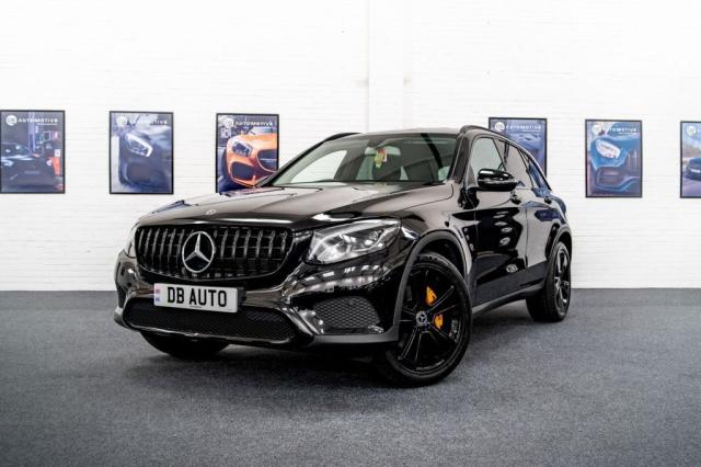 MERCEDES-BENZ GLC 2.1 GLC220d Urban Edition