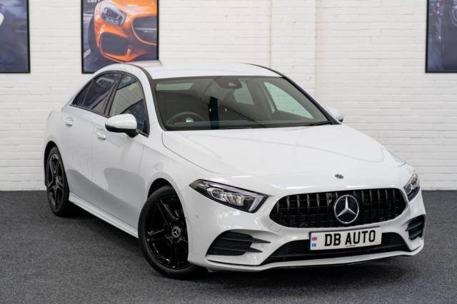 MERCEDES-BENZ A CLASS 1.3 A200 AMG Line