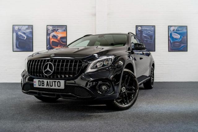MERCEDES-BENZ GLA CLASS 1.6 GLA180 Urban Edition