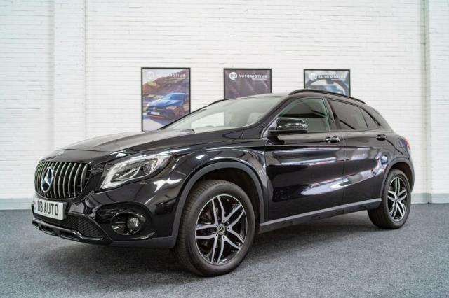 MERCEDES-BENZ GLA CLASS 1.6 GLA180 Urban Edition