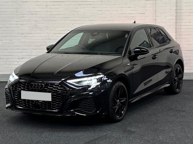 AUDI A3 1.4 TFSIe 40 S line