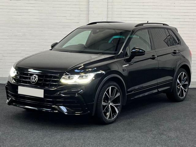 VOLKSWAGEN TIGUAN 1.5 TSI R-Line
