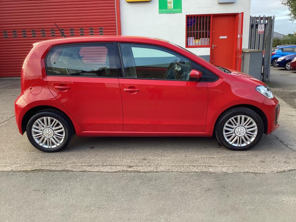 VOLKSWAGEN UP
